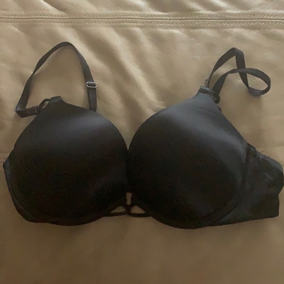 COPY - Victoria secret BOMBSHELL bra 💗 - Picture 1 of 2